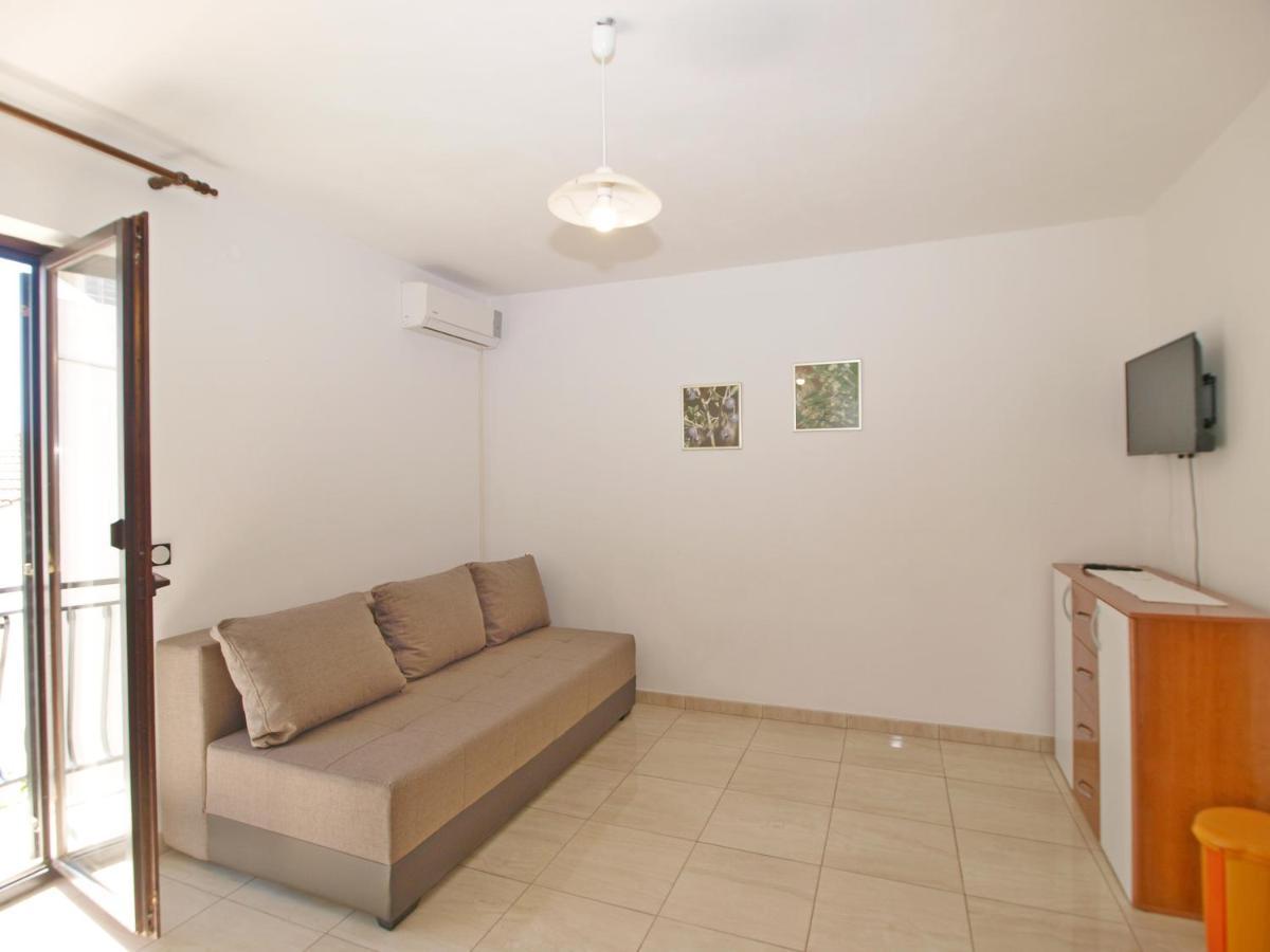 Apartmani Korljan Gradac  Exterior photo